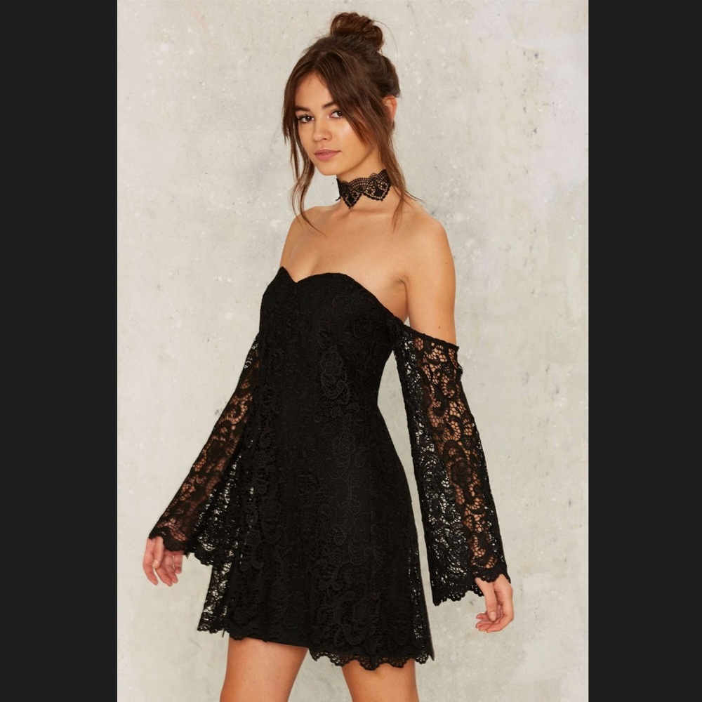 Nasty Gal Bardot Lace Dress!!